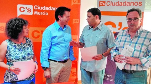 Susana Navarro, Juan José Molina, Jesús Guillamón y Antonio Pardo en la presentación del programa.