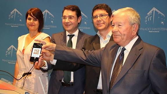 Los presidentes de Fesormu, Fasen y Alamur junto a José Gabriel Ruiz en la presentación. 