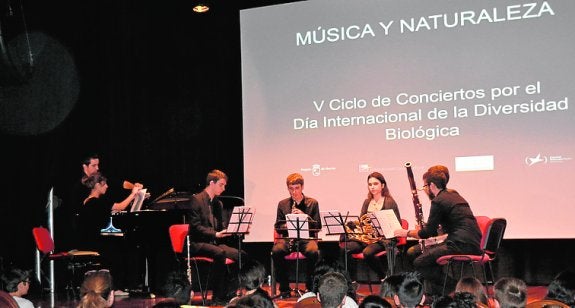Músicos del Conservatorio de Murcia, durante la actuación. 