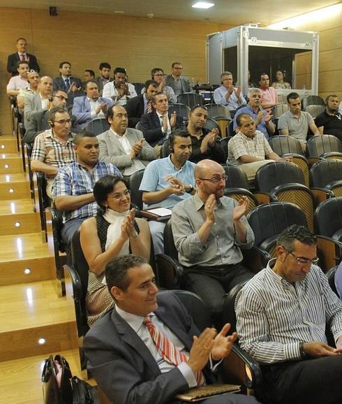 Empresarios marroquíes y españoles, en el salón de actos del Museo del Teatro Romano, en la jornada organizada por la Cámara.