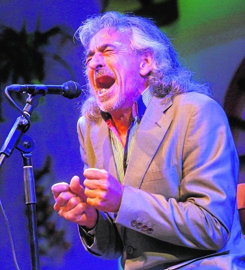 El cantaor Capullo de Jerez, en una actuación en Lo Ferro. 