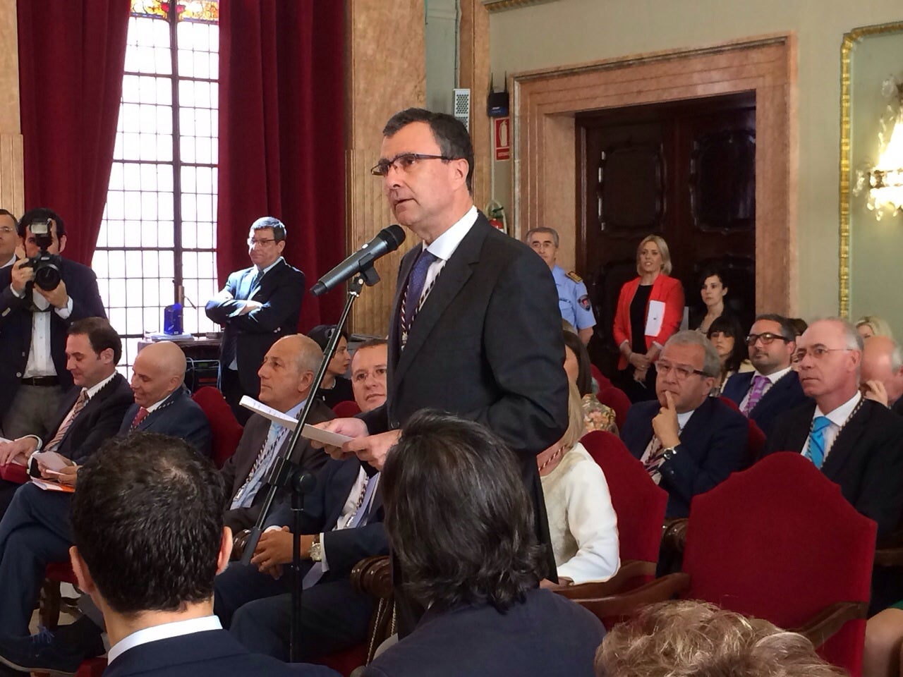 José Ballesta, durante el Pleno de este sábado en el Ayuntamiento de Murcia.