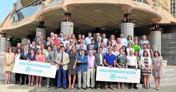 Cargos populares piden más consultas y participación