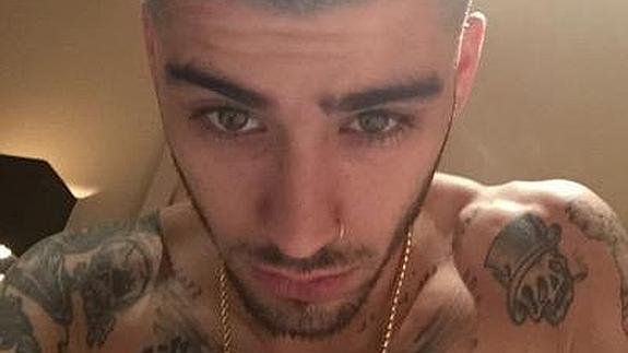 Zayn Malik se apoya en su madre tras la ruptura con Perrie Edwards