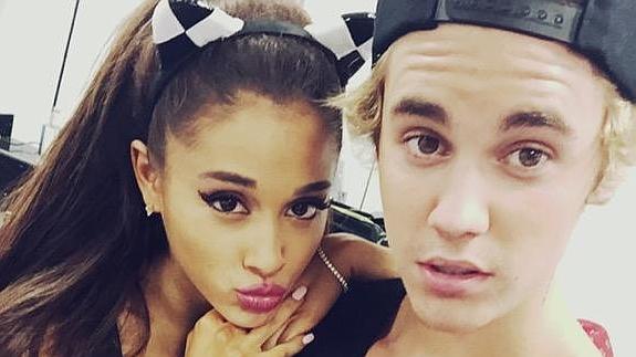 Justin Bieber y Ariana Grande.