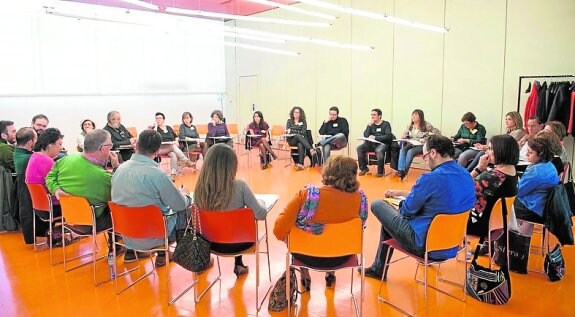 Participantes en las Jornadas, en una de las comisiones. 