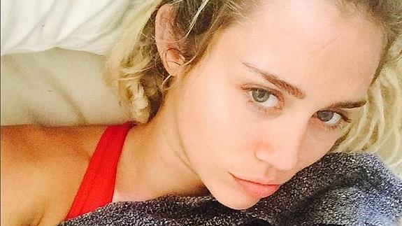 Miley Cyrus renuncia a Instagram mientras está con Liam Hemsworth