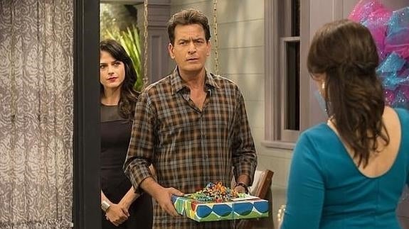 Charlie Sheen, en 'Terapia con Charlie'.