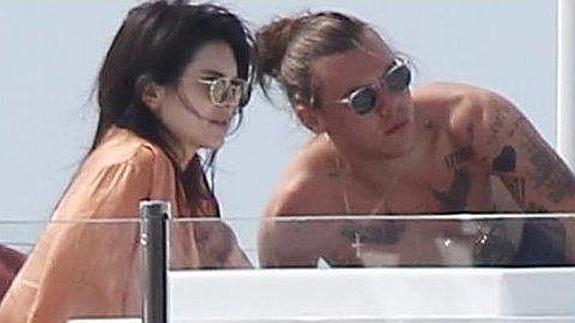 Harry Styles y Kendall Jenner en un yate.