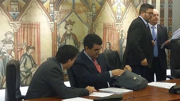 Los diputados de C's Juan José Molina, Miguel Ángel López, Miguel Sánchez y Luis Fernández. 