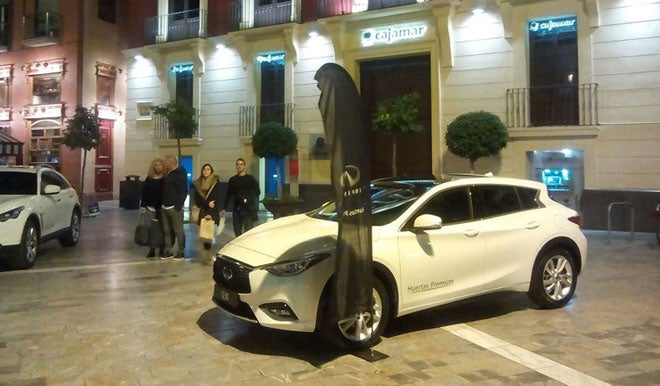 El nuevo Q30 acompaña a Nicola di Bari en concierto