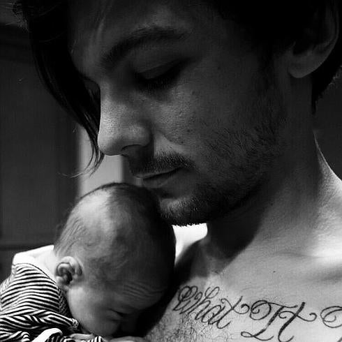 Louis Tomlinson vuelven a tener una cita tras ser padres