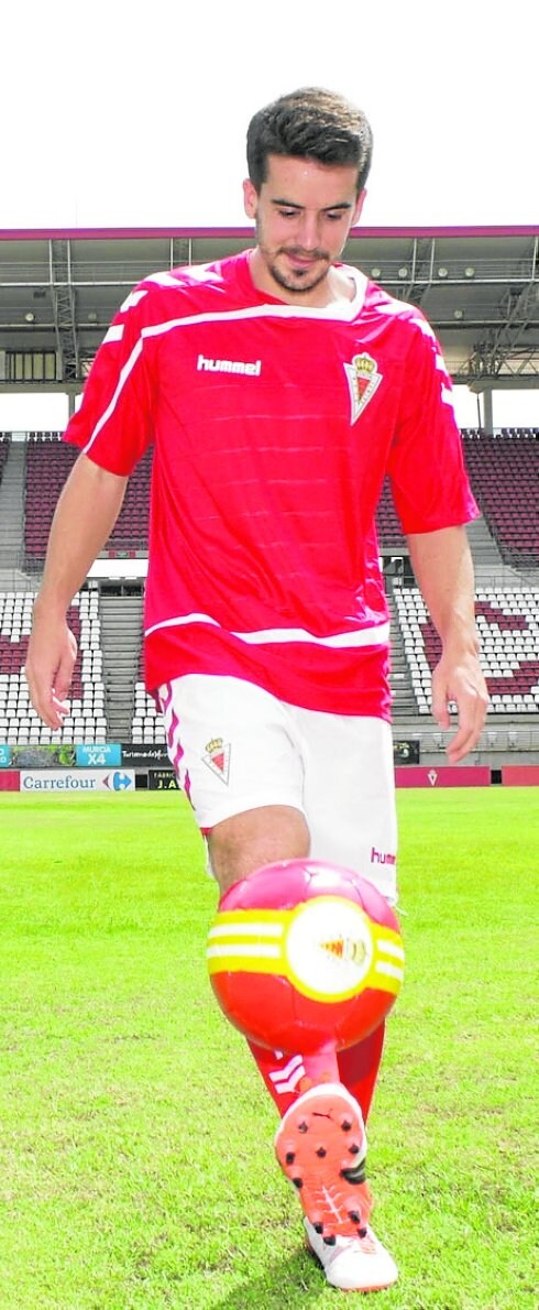 El centrocampista del Real Murcia Rafa de Vicente. 