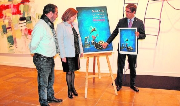 Ángel Haro, María Comas y Jesús Pacheco, ayer. :: carm
