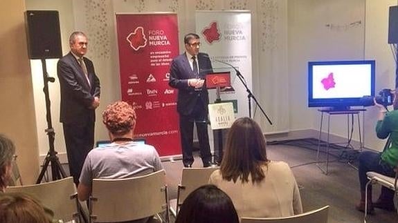 López, durante su intervención previa a la gala.