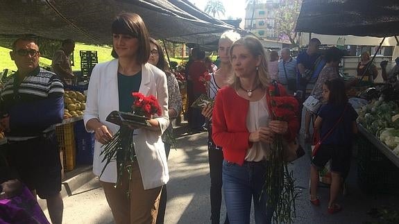 La candidata socialista al Congreso, junto a la alcaldesa de Molina de Segura. 