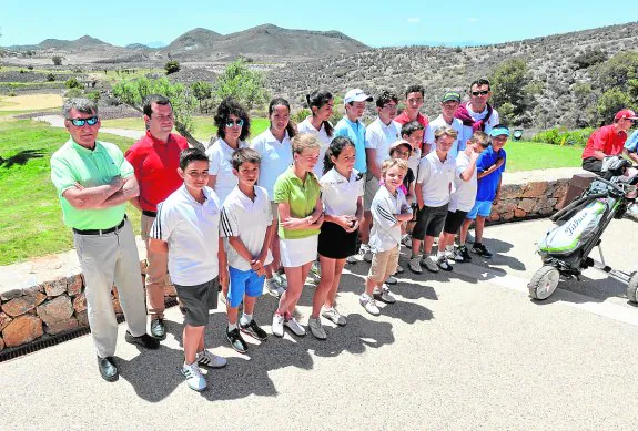 Minuto de silencio en el campo Lorca Golf en el paraje de Villarreal.