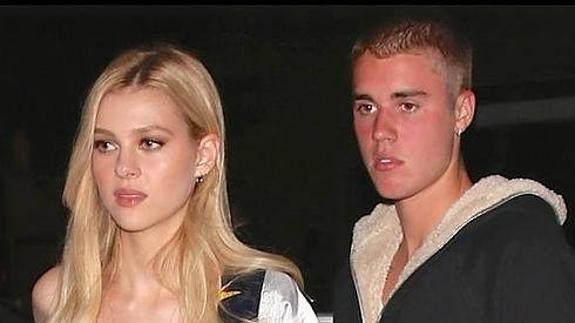 Justin Bieber y Nicola Peltz.