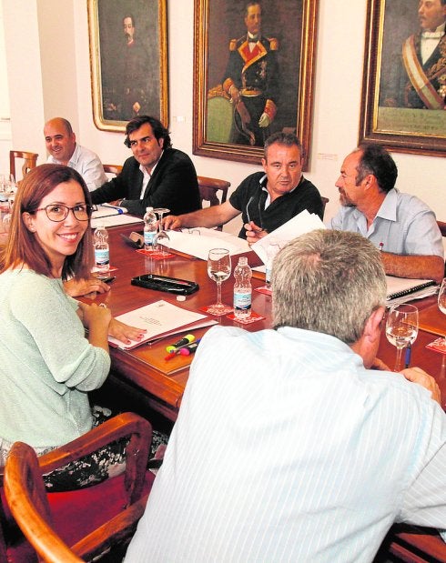 Castejón, durante la Mesa Local de Empleo. 