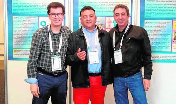 Los tres facultativos, durante su viaje a Copenhague. 