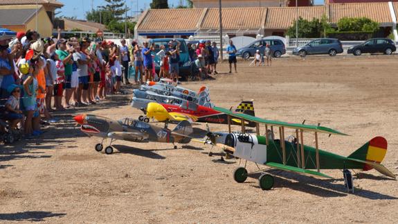 La Patrulla de Aeromodelismo de Exhibición, en San Javier.