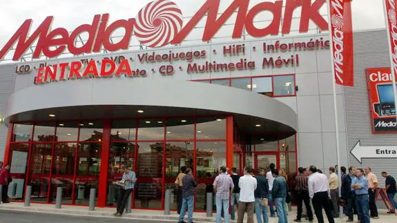Encadenar Moderador acre Media Markt pondrá en marcha en Murcia su servicio de entrega en dos horas  | La Verdad