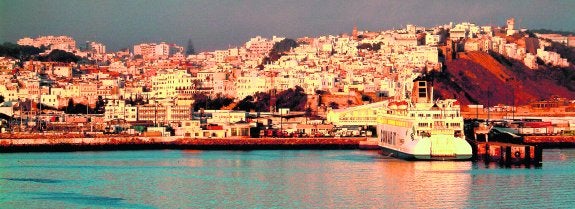 El puerto de Tánger se ha convertido en parada de cruceros para revitalizar el sector turístico. 