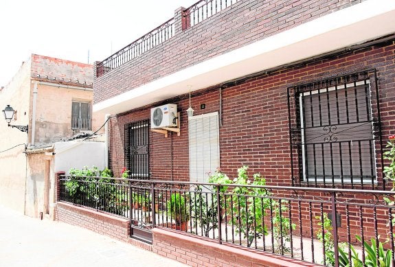 La casa donde vive el matrimonio, que fue asaltada en la madrugada del domingo en Ricote.