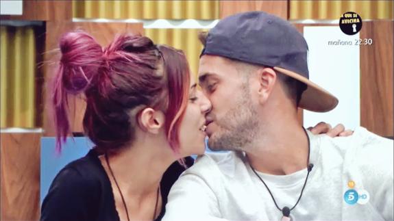 Gran Hermano 17: Así ha sido el primer beso de Bea y Rodrigo