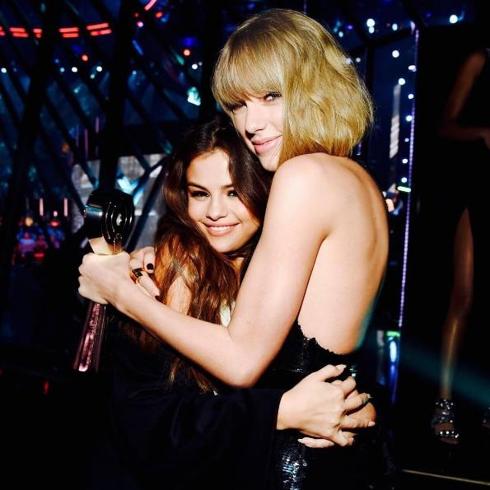 Taylor Swift y Selena Gomez.