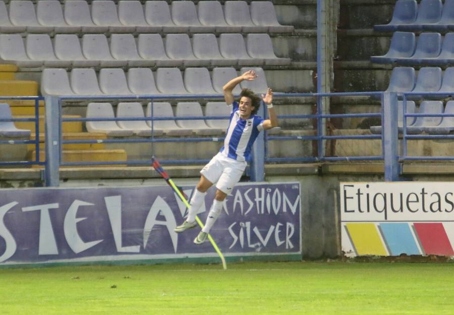 Chumbi celebra uno de sus goles. 