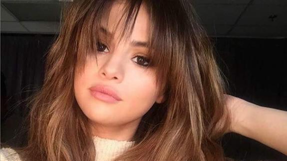 Selena Gomez ha cambiado su look otra vez