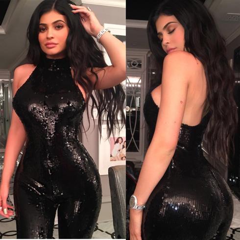 Kylie Jenner presume de curvas de infarto en Navidad