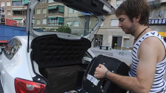 Un usuario de coche compartido. 