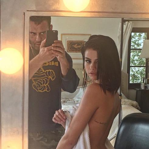 Mert Alas fotografió a Selena Gomez.