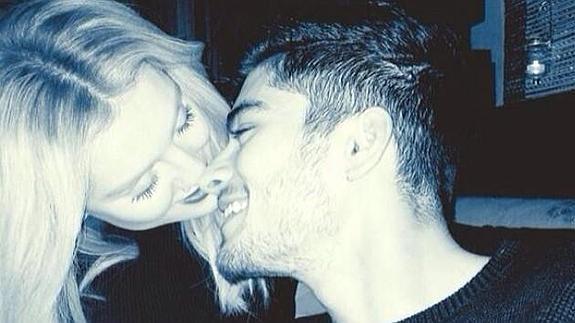 Perrie Edwards junto a Zayn Malik.