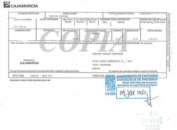 Recibo de mayo de 2009, por 1.624,61 euros, cargado por el PP. :: lv
