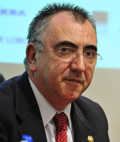Manuel Campos.