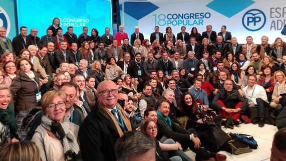 Compromisarios del PP de la Región, este sábado en Madrid. 