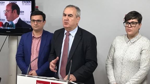 Rafael González Tovar, junto a Emilio Ivars y Presen López. 