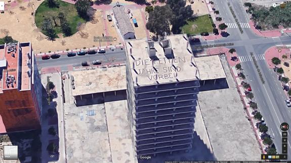 «Los tiempos de abundancia han pasado» reza la pintada en alemán