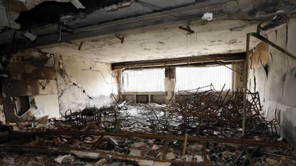Una de las aulas del Colegio Santa María de La Paz, Jesuitinas, tras el incendio. 