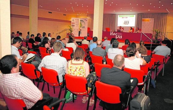 En la feria se realizan numerosos foros para dar a conocer las novedades del sector. IFEPA