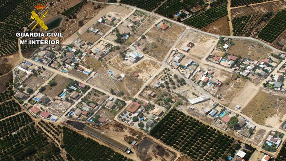 Imagen aérea de las parcelas con construcciones ilegales en el paraje de Torremocha, en Librilla.