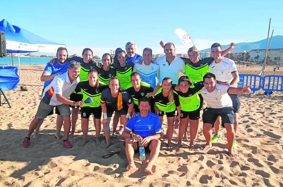 El Bala Azul femenino de fútbol playa.