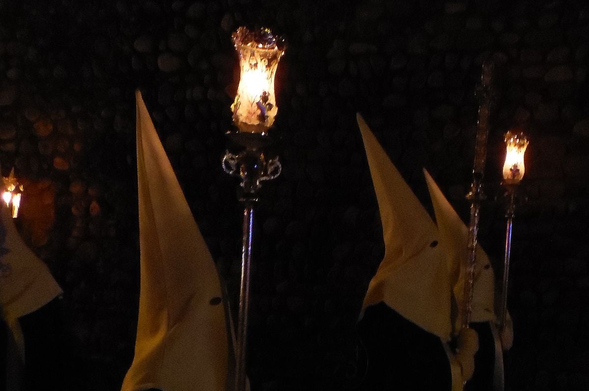 Via Crucis en la muralla