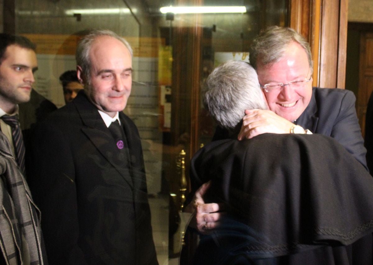 La Ronda llama a sus hermanos