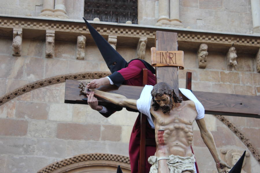 Procesión del Desenclavo
