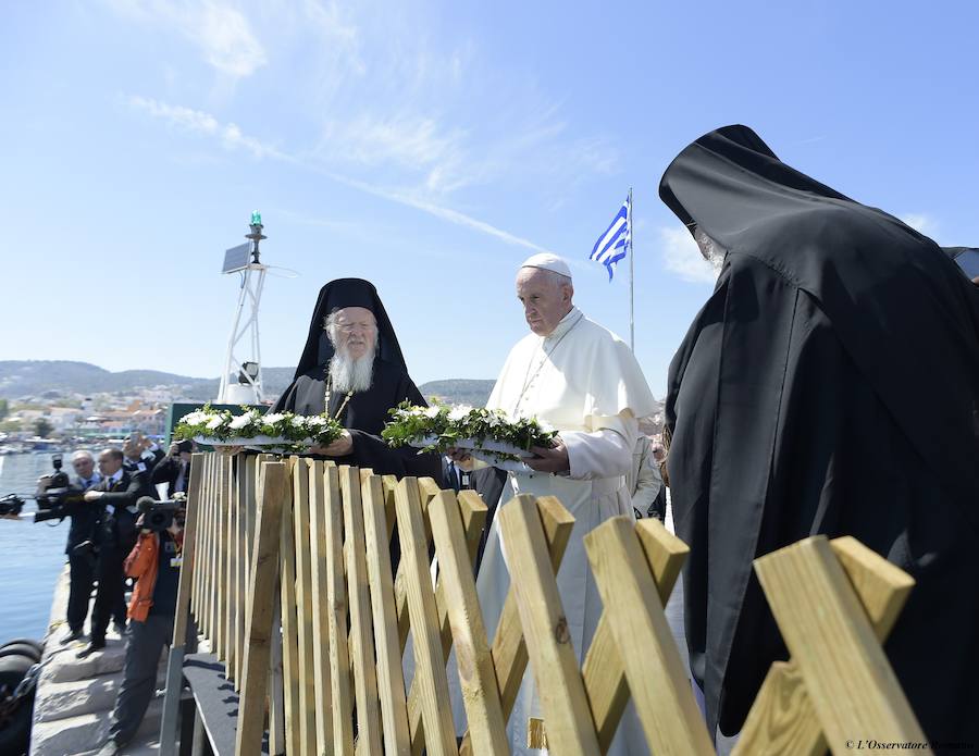 El Papa, con Lesbos