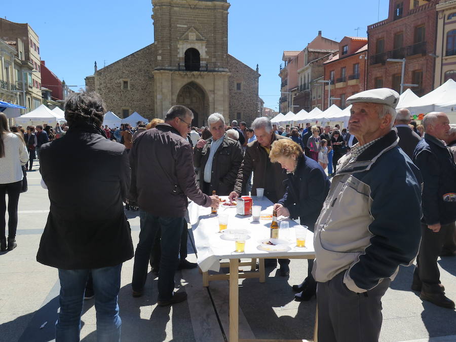 La Feria del Chorizo de La Bañeza espera a 10.000 visitantes